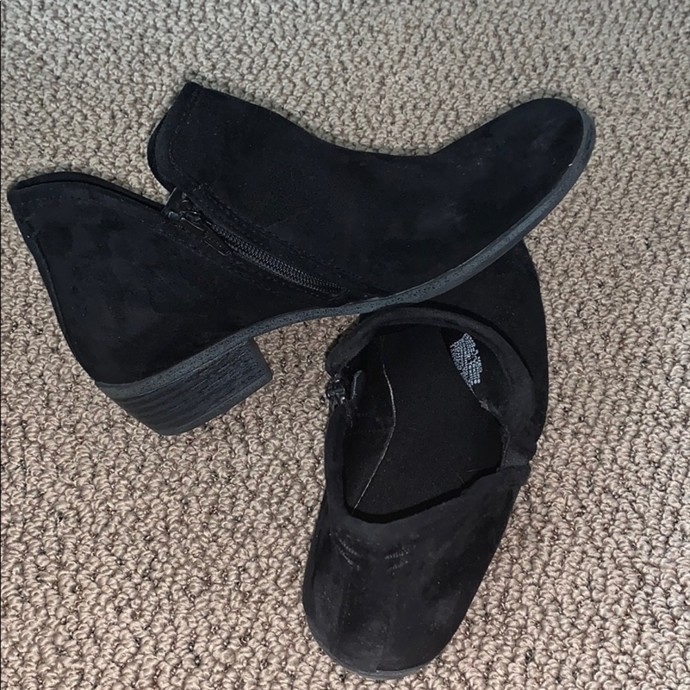 Plain black velvet booties